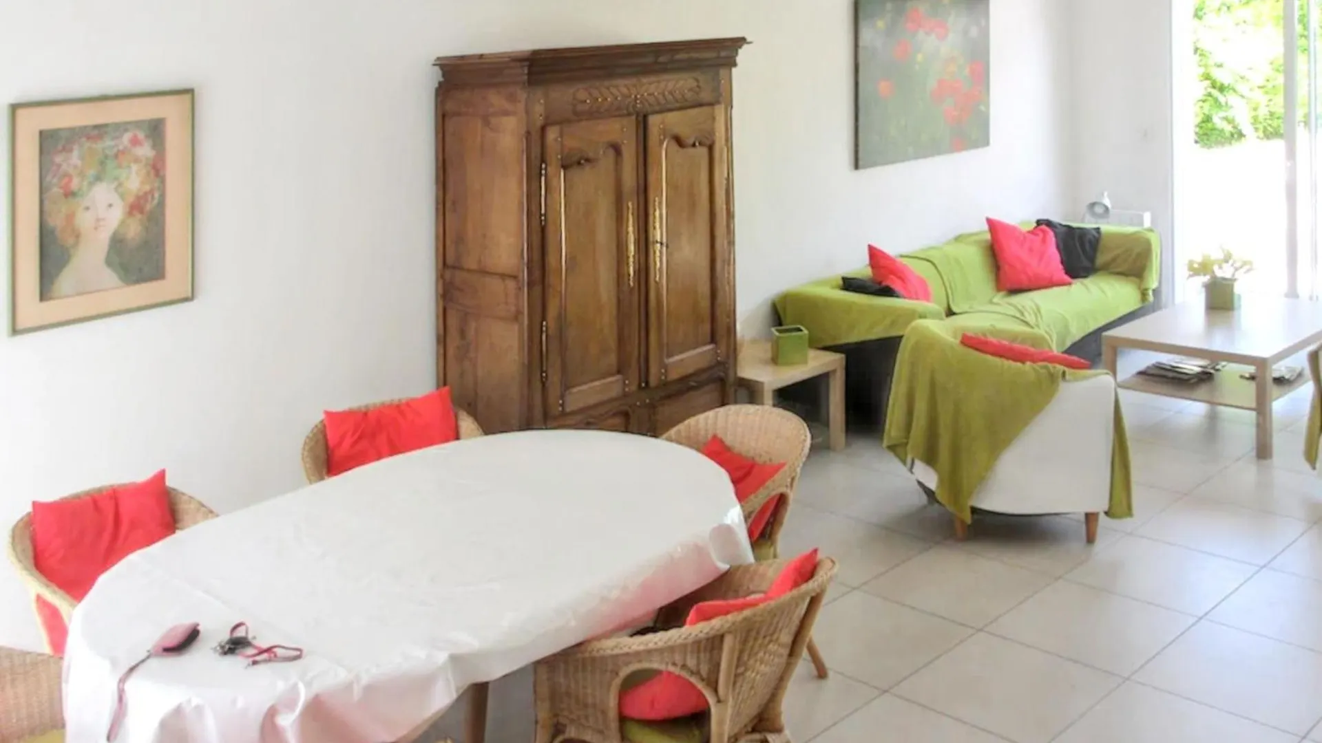 Holiday home Maison Charmante A Perros-Guirec Avec Terrasse Et Jardin